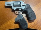 Taurus 856 Grips 3.jpg