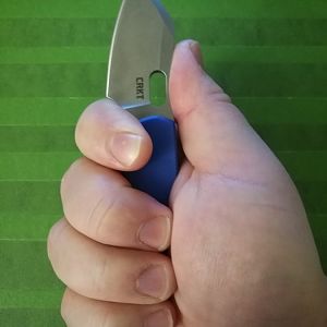 Pilar G10 Grip Pic