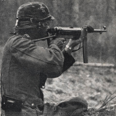 =http%3A%2F%2Fwww.lonesentry.com%2Fmanuals%2Fgerman-infantry-weapons%2Fpics%2F09-mp-40-in-action.jpg