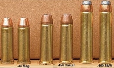 A-photo-of-44-Magnum-454-Casull-and-460-SW-Magnum.jpg